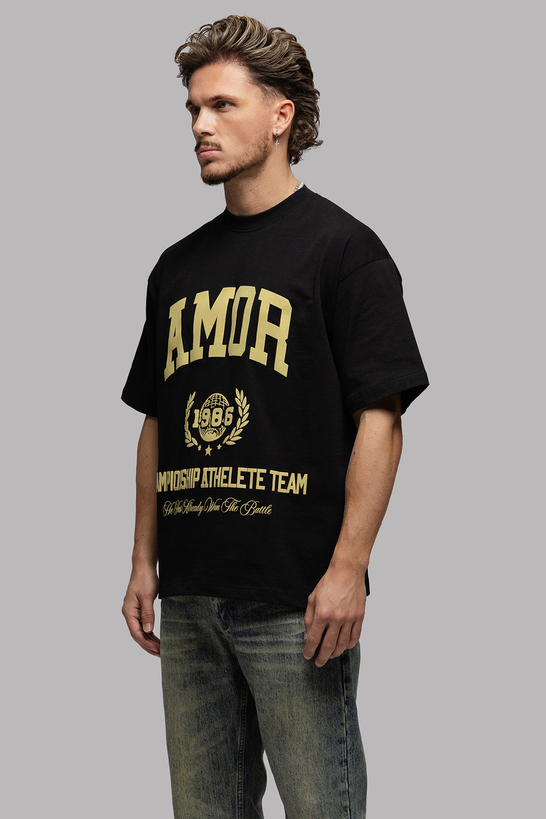 THE ATHLETE TEE IN NIGHT BLACK