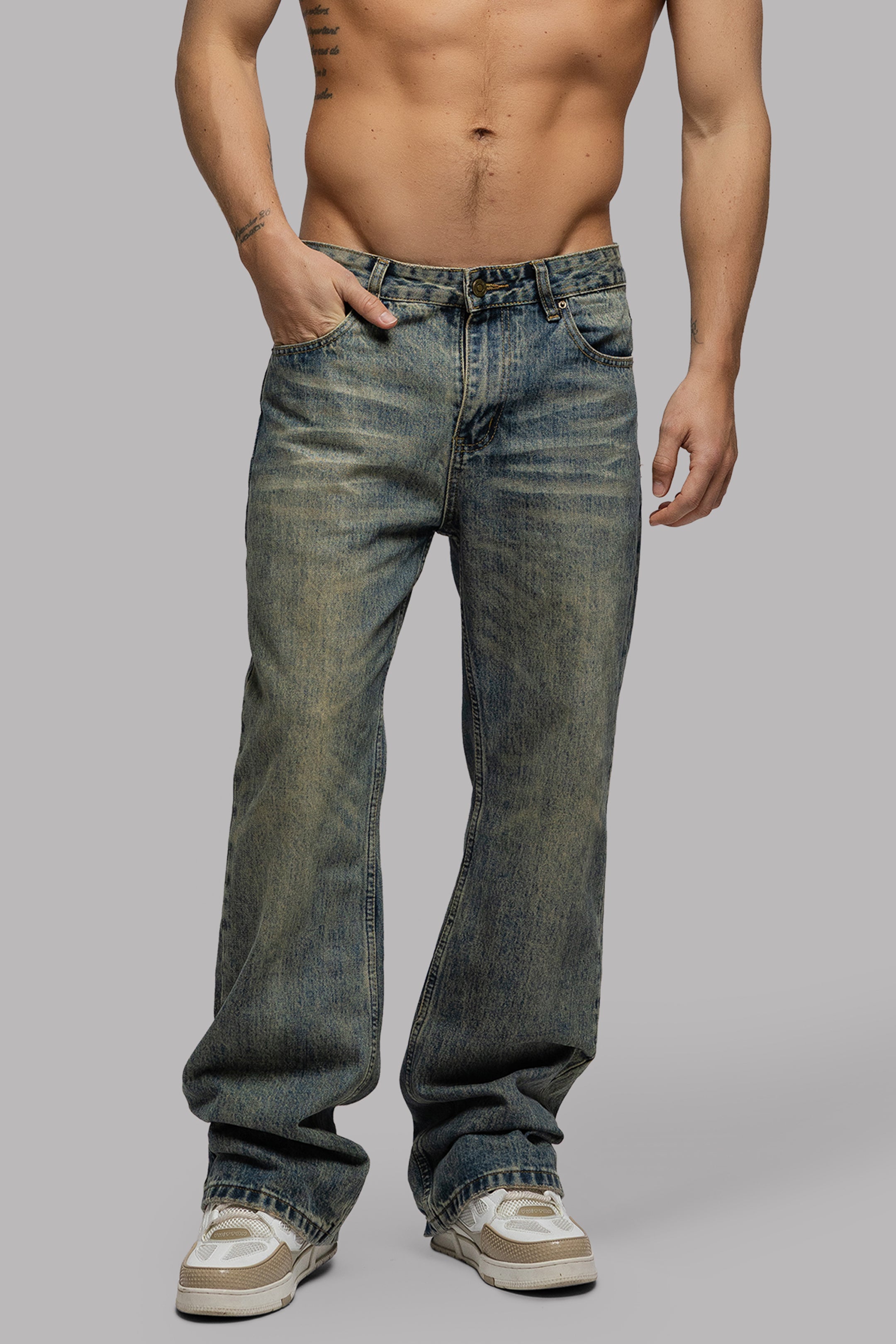 AMOR JEANS